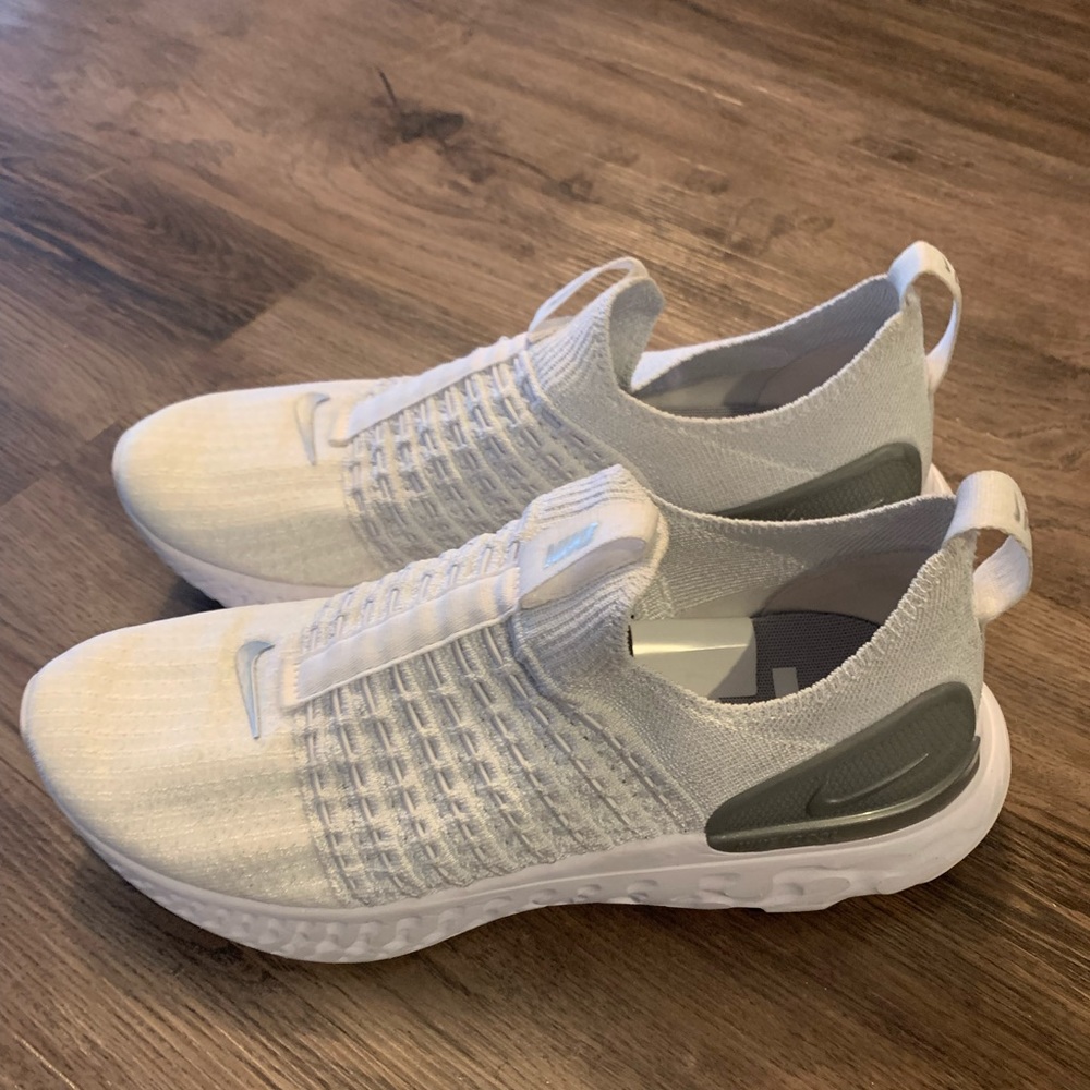Nike React Phantom Run Flyknit 2